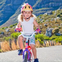 Casque Vélo Enfant Girafe Crazy Safety -Fun Eco Bikes Boutique casque velo enfant girafe crazy safety 4