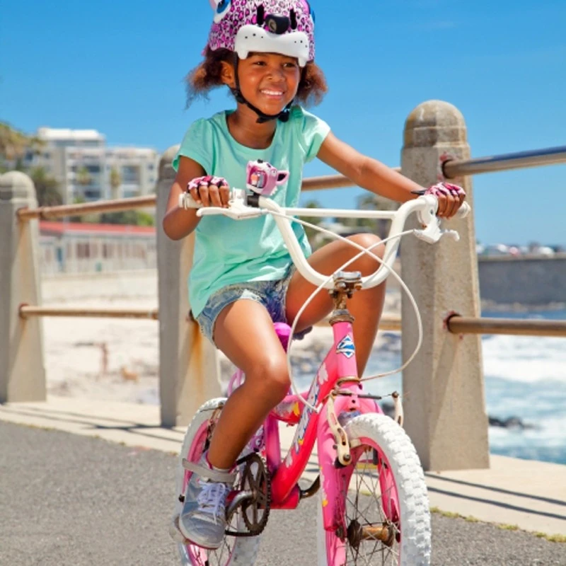 Casque Vélo Enfant Léopard Rose Crazy Safety 4 Casque Vélo Enfant Léopard Rose Crazy Safety – Image 4
