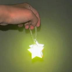 Lot De 10 Porte-clés étoiles Réfléchissants Jaune Fluo -Fun Eco Bikes Boutique lot de 10 porte cles etoiles reflechissants jaune fluo 5
