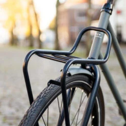 Porte-bagages De Vélo à Fixation Avant Sur Fourche - Steco -Fun Eco Bikes Boutique porte bagages de velo a fixation avant sur fourche steco 1 1