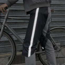 Protection Imperméable Des Jambes à Vélo -Fun Eco Bikes Boutique protection impermeable des jambes a velo 1 4